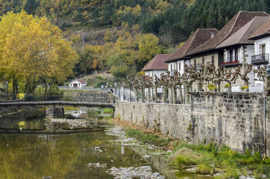 Comunidad Foral de Navarra 124 - Ochagavia.jpg